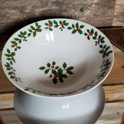 Royal Norfolk Cereal Bowl Christmas Holly Leaves & Berried, Rim, No Trim