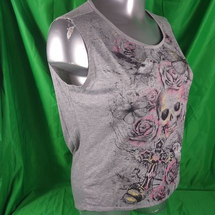 Dots Women's Sleeveless T-Shirt Gray Skull & Cross Sz XL