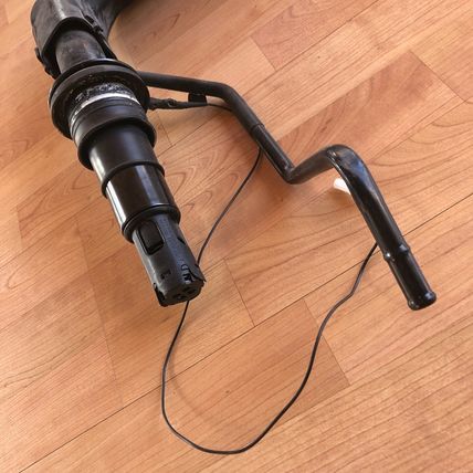 Volvo 8628790 Gas Fuel Tank Filler Pipe Tube S70 V70 FWD C70