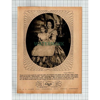 (4582) Margaret Lockwood Clarks Shoes Advert - 1948 Cutting