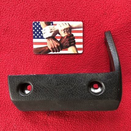 1975-1980 Volvo 240 Black Dash Padded Trim Left Corner 685780 76 77 78 79