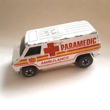 Hot Wheels 1970s Redline Paramedic Super Van Ambulance GMC Chevy Chevrolet