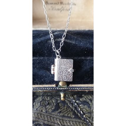 Antique Vintage Edwardian 1900-s Holy Bible with Graver Inside on Modern Chain
