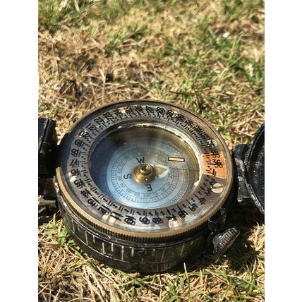 Genuine WW2 British Army Compass dated 1944 a must-have for any collector