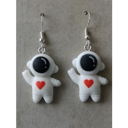 Astronaut/Spaceman Love Heart Fun/Quirky/Funky Kawaii Silver Plated Earrings