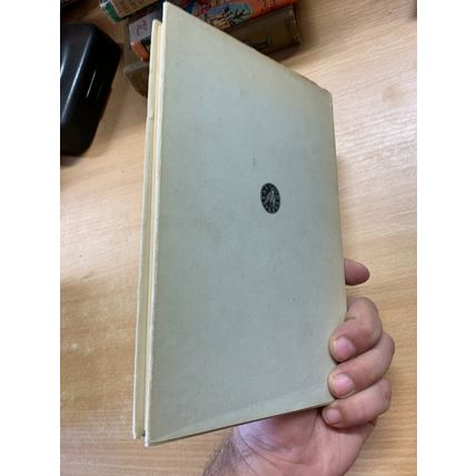SIGNED COPY* 1ST ED 1949 "MAY TENNANT" VIOLET MARKHAM HARDBACK BOOK (P3)