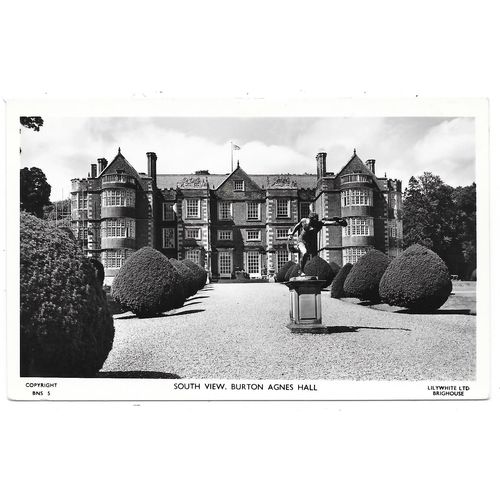 SUPER REAL PHOTOGRAPHIC POSTCARD OF BURTON AGNES HALL DRIFFIELD YORKSHIRE (2529)