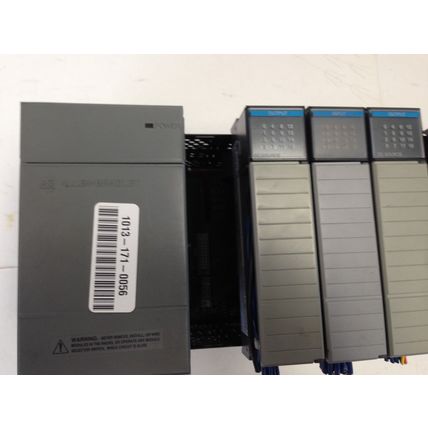 ALLEN BRADLEY SLC-500 PLC 1746-P2, 1746-A10, 1746-P2, 1746-IB16 ,10-SLOT,DG