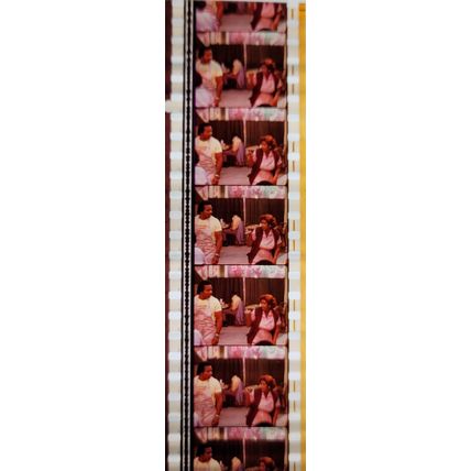 Pk DAU - A - MIX - B 029c. 1 STRIP OF 5 - 35MM FILM CELLS. (BB )