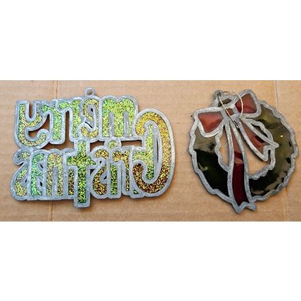 Set of 2 Christmas Sun Catchers Wreath & Merry Christmas