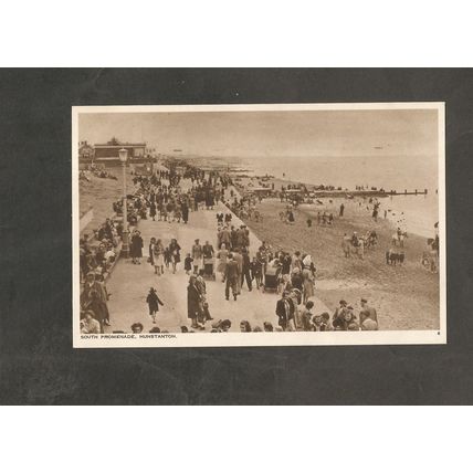 Postcard Norfolk Hunstanton South Parade 1952