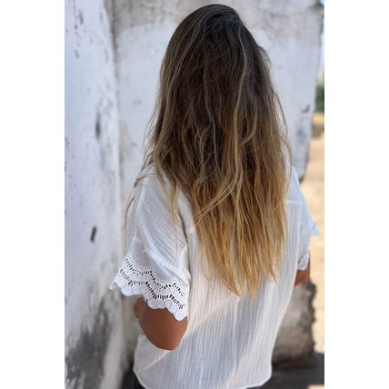 White Crinkled Lace Splicing Sleeve Collared V Neck Blouse
