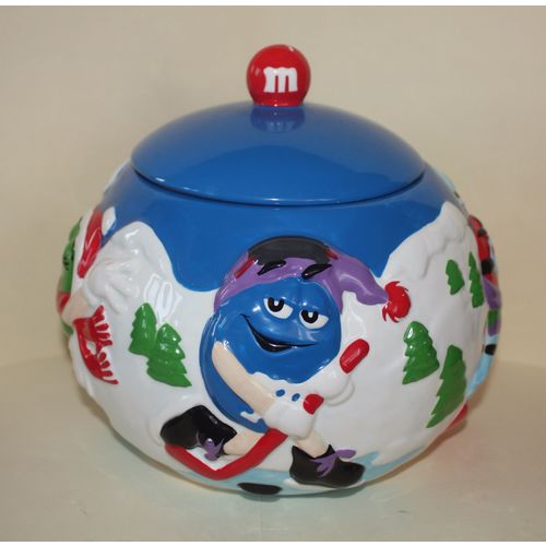 2003 Galerie M&Ms Winter Themed Candy or Cookie Jar