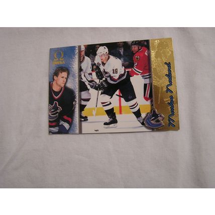 Markus Naslund 1997/98 Pacific Omega GOLD NO. 233