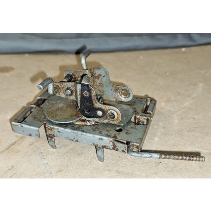 LIONEL CRANE CRANK 6660-59 METAL LIONEL TRAIN PARTS