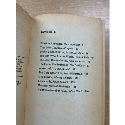 1968 "SCIENCE FICTION SHOWCASE" MARY KORNBLUTH VINTAGE PAPERBACK BOOK (P3)