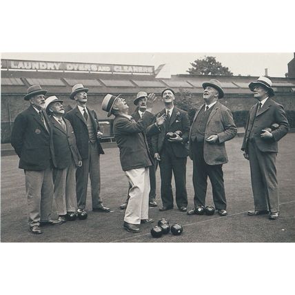 Postcard Bowling London Mayor Bowls Competition 1933 - Nostalgia