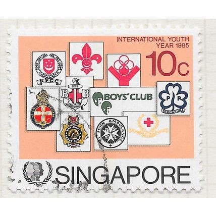 SINGAPORE 1985 INTERNATIONAL YOUTH YEAR BADGES EMBLEMS SCOUTS BRIGADE 10c USED