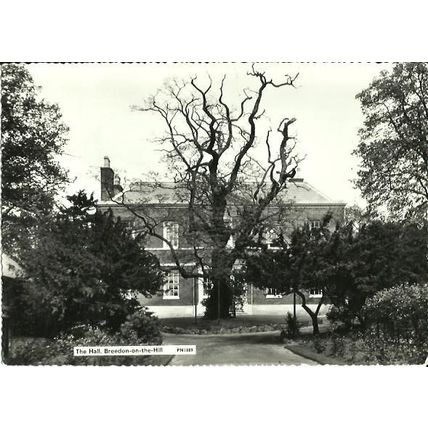 Leicestershire BREEDON The Hall Postcard (PN1889)