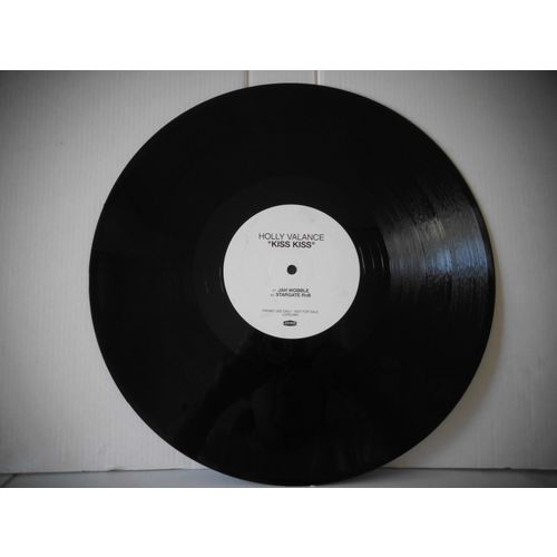 12" SINGLE.2002..PROMO. HOLLY VALANCE .. KISS KISS. LONDON DJ464. NEAR MINT