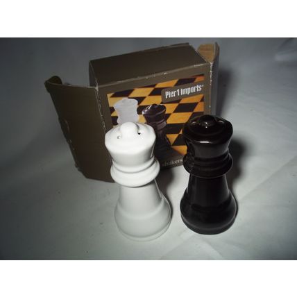 Pier 1 Ceramic Chess Pawn Salt and Pepper Shakers Black & White In Original Box*