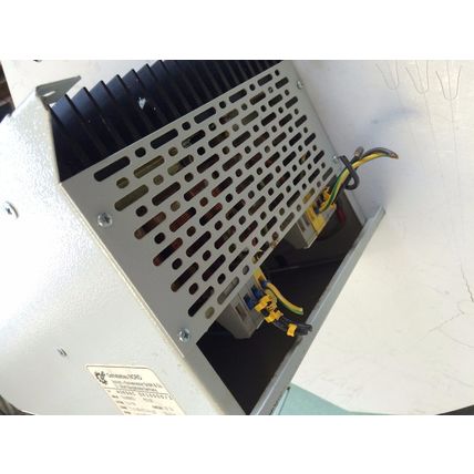 GETRIEBEBAU NORDAC SK10000/3 AC DRIVE,3-PH,0-380/415V,76100005, 16.0A,Ez