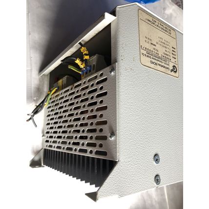 GETRIEBEBAU NORDAC SK10000/3 AC DRIVE,3-PH,0-380/415V,76100005, 16.0A,Ez