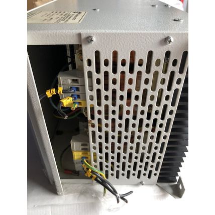 GETRIEBEBAU NORDAC SK10000/3 AC DRIVE,3-PH,0-380/415V,76100005, 16.0A,Ez