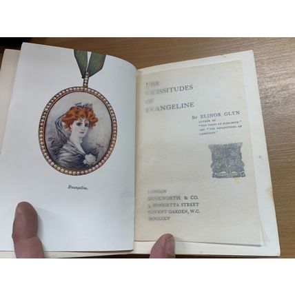 1905 1ST EDITION ELINOR GLYN "THE VICISSITUDES OF EVANGELINE" HARDBACK BOOK (P4)