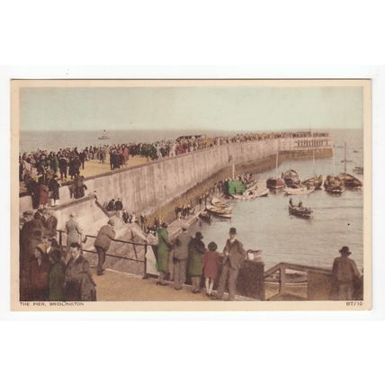 The Pier Bridlington 1956 Postcard Yorkshire BT10