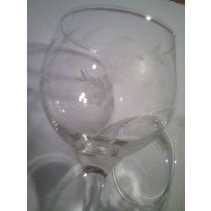 Avon Roses wine glasses set of 4 from the 1980's