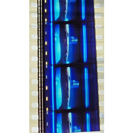 Blade Runner Pk X7P - b050X . - 1 STRIP OF 5 - 35MM FILM CELLS