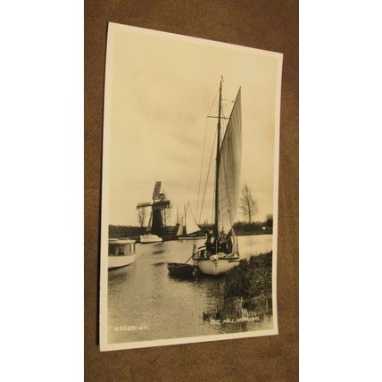 Real Photographic postcard - Sailing @ Wind Mill, Horning - Norfolk Broads