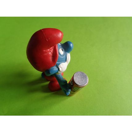 Custom made papa smurf with a pringles tube can