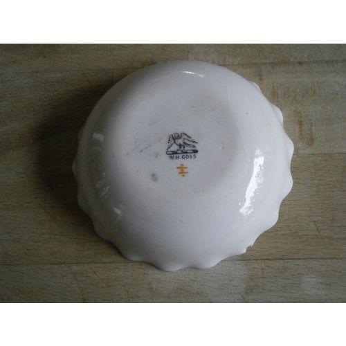 W.H. Goss Crested China Newport, Salop Scalloped Small Dish A/F