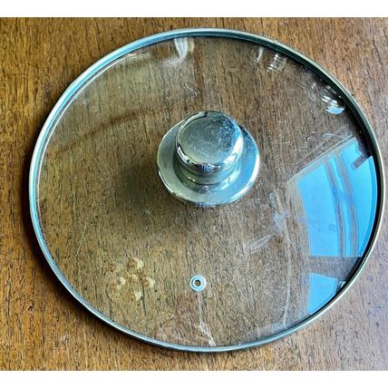 Maitre Chef Casserole/Pan with vented Lid 10" across stainless steel 18-10