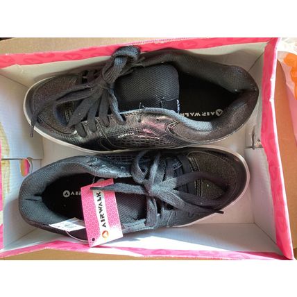 AIRWALK MUSE Women's Size 10, 90's style sneaker, skate shoe, new w/ box & tags