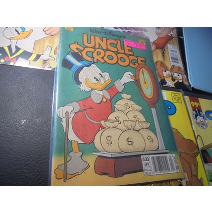 LOT of FIVE NM- Walt Disney's Comics! $10.00 obo!! Worth $15.00!! Each of these