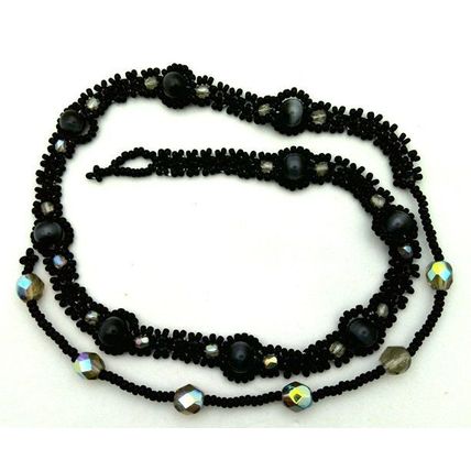 Black Cat Eye Beaded Daisy Chain Choker Necklace