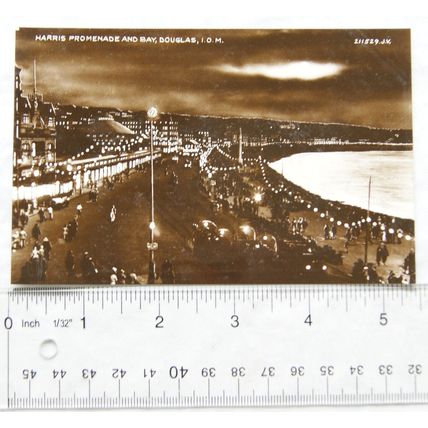 vintage postcard Harris Promenade & Bay, Douglas, Isle of Man