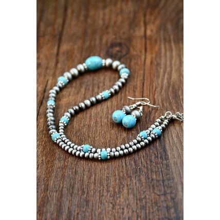 Silvery Western Turquoise Beaded Necklace and Earring Set