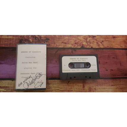 Julie Ann Carr - Shades of Classics - Johannus Opus 260 (Signed Cover)