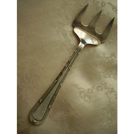 Antique 'Reed & Ribbon' Victorian Edwardian Meat Bread Muffin Fork Silver Plated