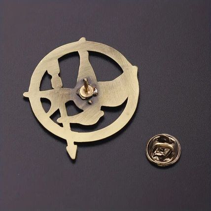 The Hunger Games Gift Costume Jewelry Mockingjay Symbol Pin Stocking Stuffer
