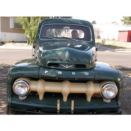 1952 Ford F-1 and trailer