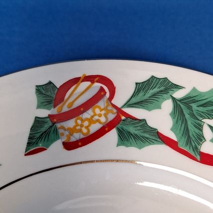 Lot 4 Royal Majestic CHRISTMAS EVE 7 1/2" Salad PLATES China Dessert Holly Horn