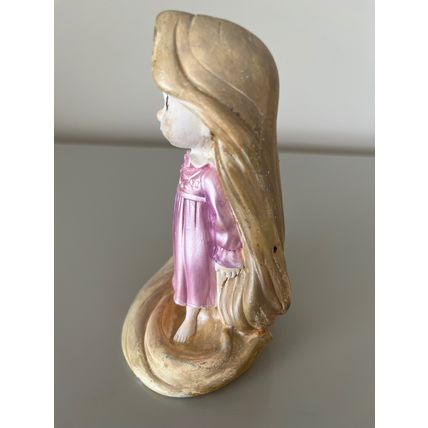 DISNEY STORE BABY RAPUNZEL RESIN FIGURE
