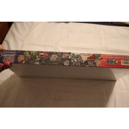 OFFICIAL FLOWERS OF THE UNITED STATES 1000 PIECE PANORAMIC PUZZLE MOSTLY SEALED
