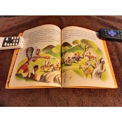 Little Golden Book Bugs Bunny And The Indians By Annie North Bedford VG 4.0 1951