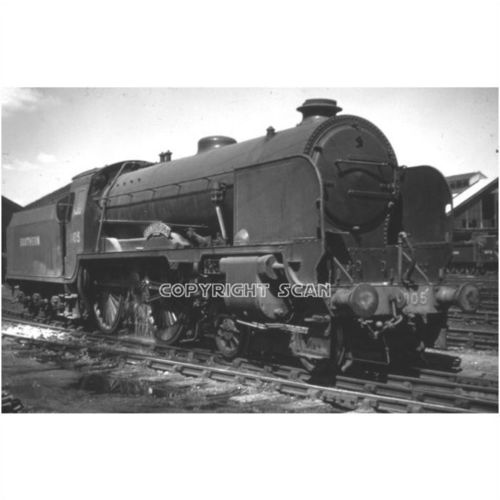 905 "TONBRIDGE" IN SR LIV @ EASTLEIGH